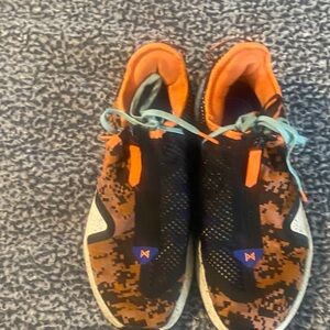 Nike Men’s size 10 Air Strobel shoes in Great Condition!